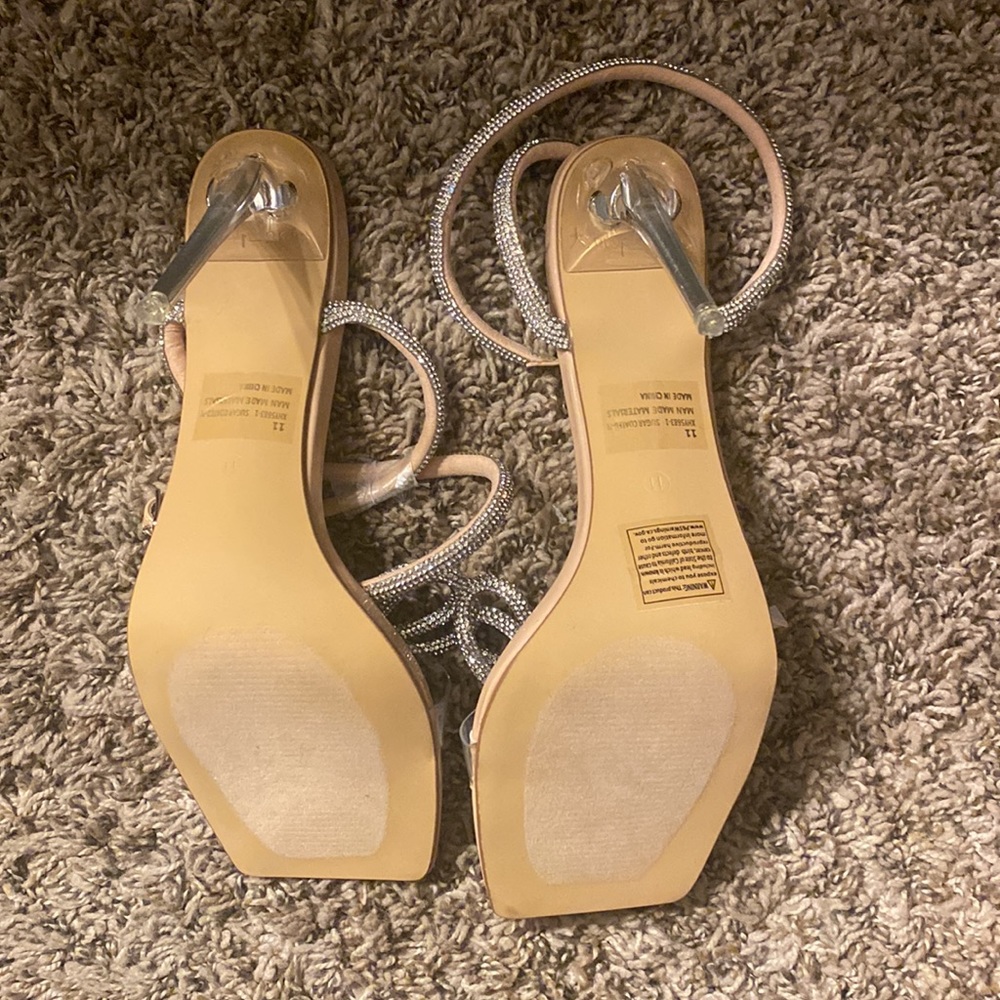 5’in Brand New Tied Together Embellished ankle strapped and Bow - Picture 5 of 11